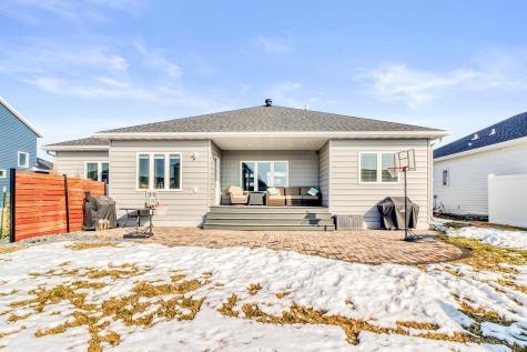 2700 Golden Lane S Fargo ND 58104