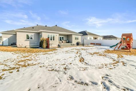 2700 Golden Lane S Fargo ND 58104