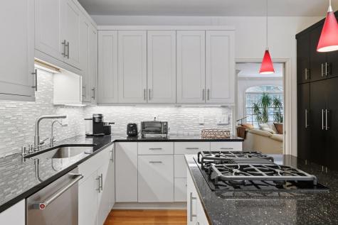 103 Edgewood Court Wayzata MN 55391