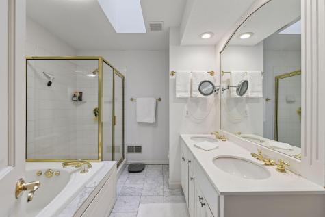 103 Edgewood Court Wayzata MN 55391