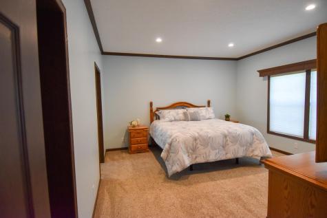 39949 Sunset Shores Road SE Erskine MN 56535