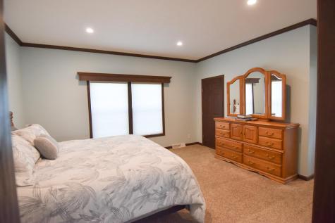 39949 Sunset Shores Road SE Erskine MN 56535
