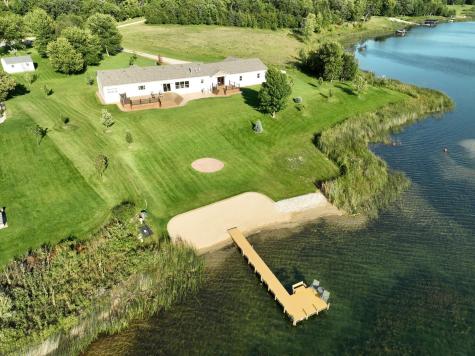 39949 Sunset Shores Road SE Erskine MN 56535
