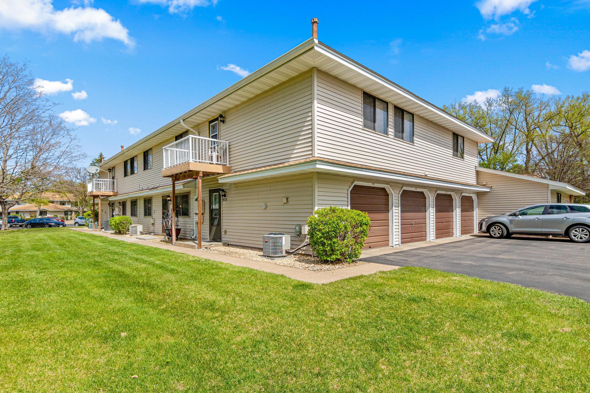 2508 Brookdale Lane Brooklyn Park MN 55444