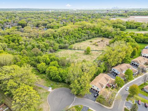 2508 Brookdale Lane Brooklyn Park MN 55444