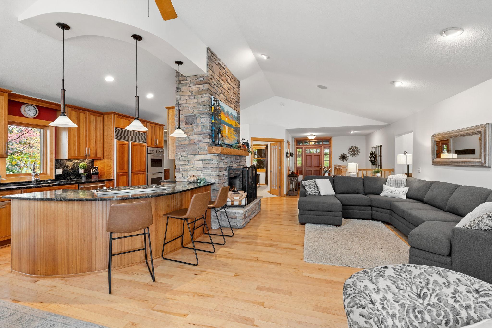 3191 Lake Lane Arden Hills MN 55112