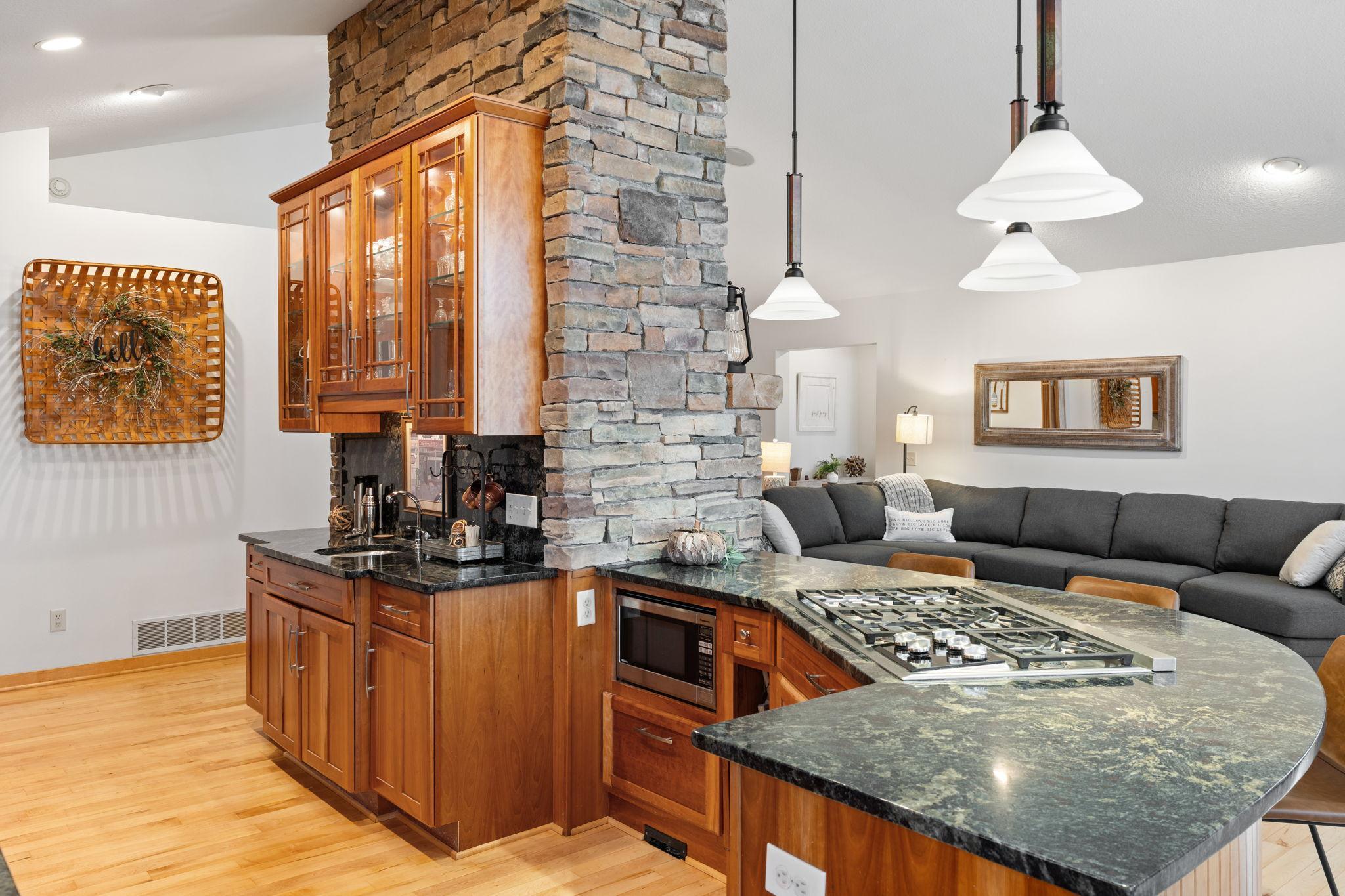 3191 Lake Lane Arden Hills MN 55112