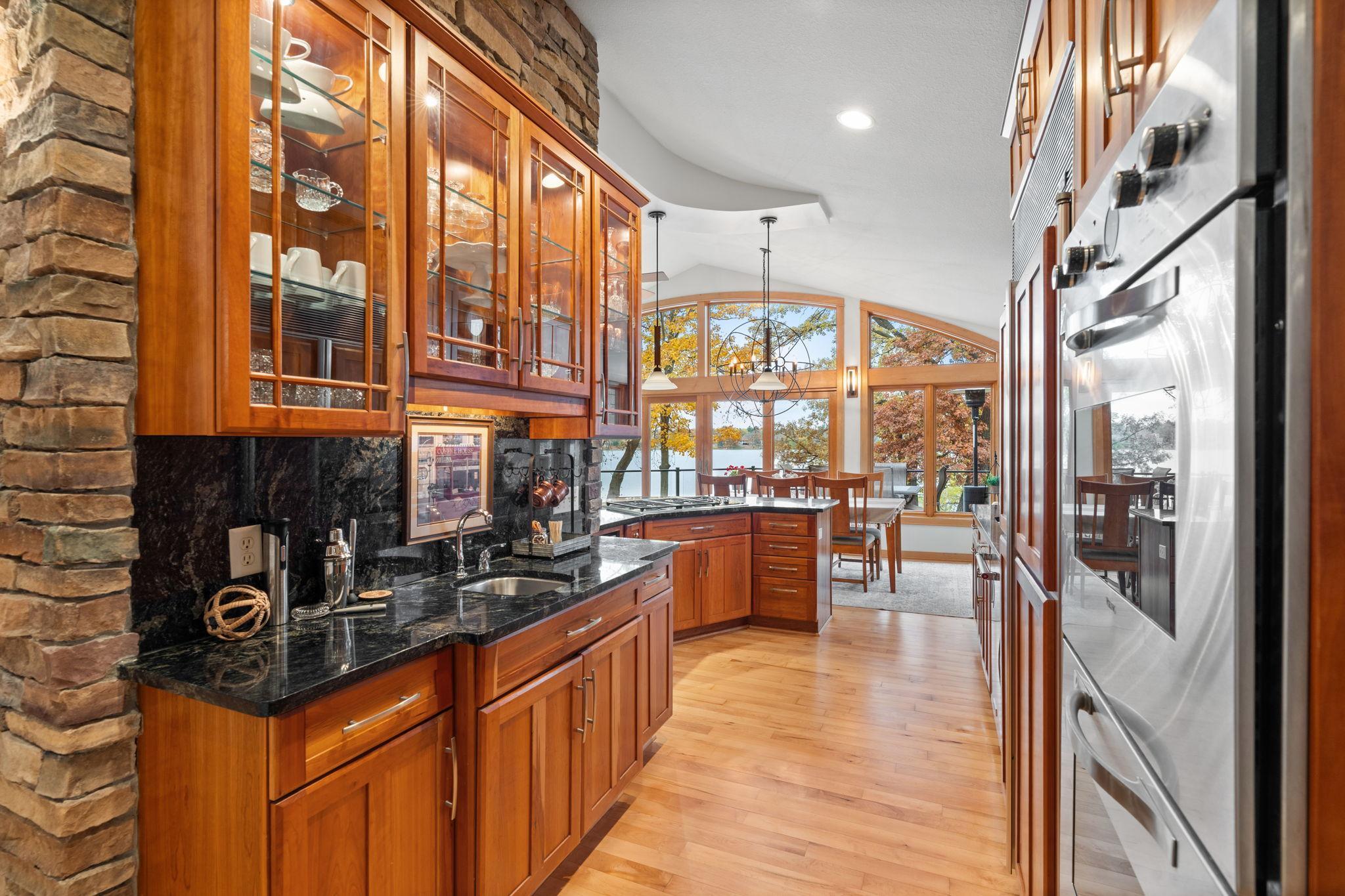 3191 Lake Lane Arden Hills MN 55112