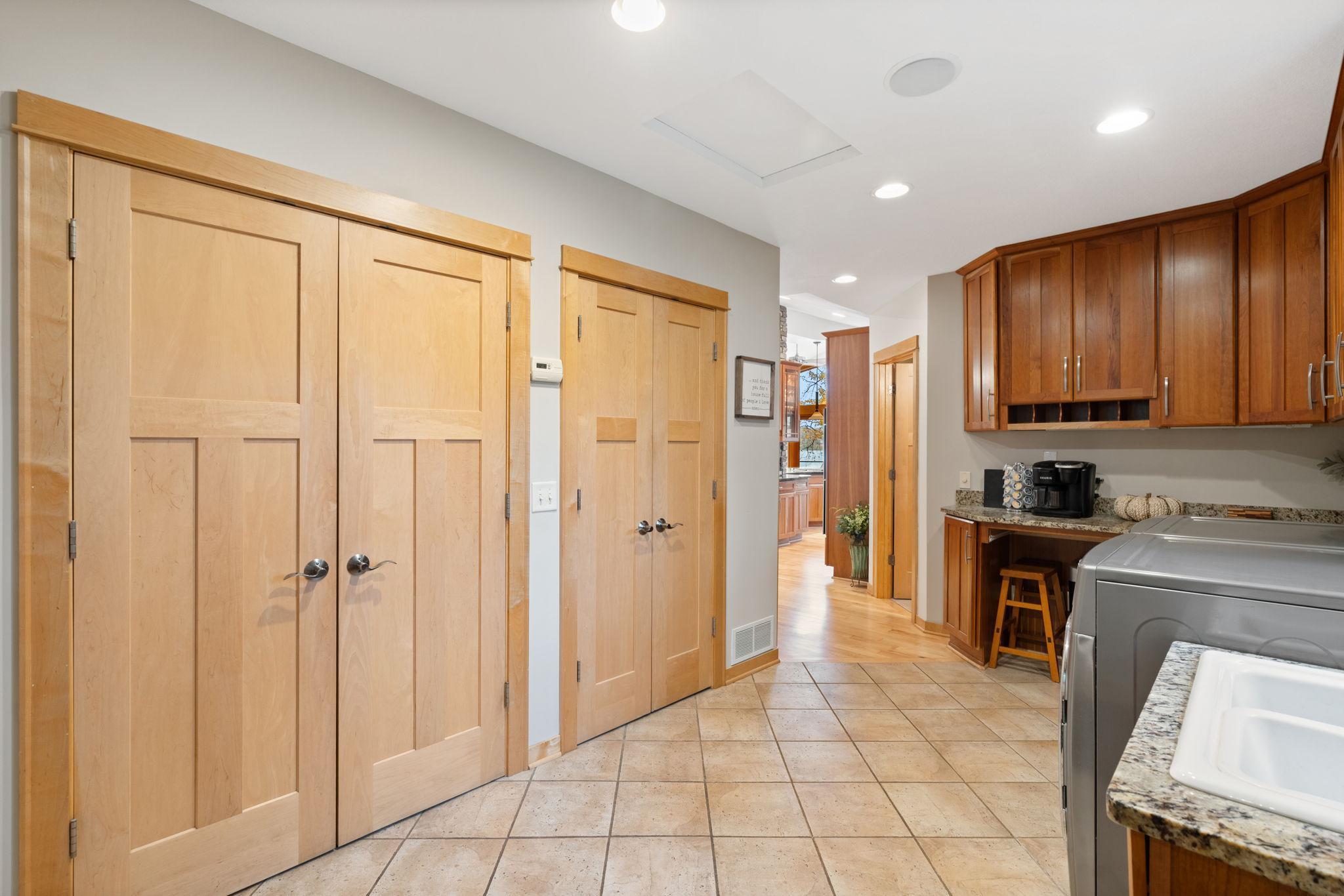 3191 Lake Lane Arden Hills MN 55112