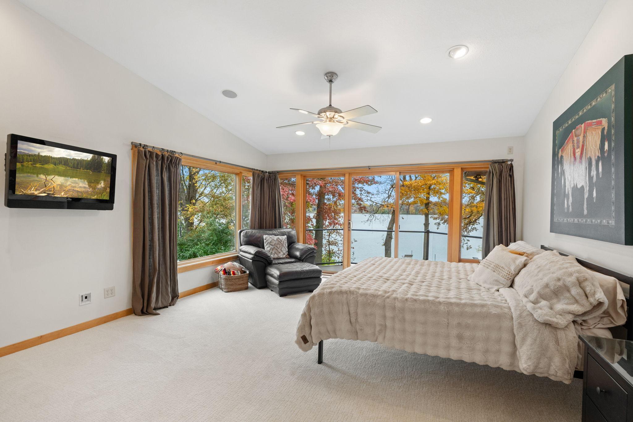 3191 Lake Lane Arden Hills MN 55112