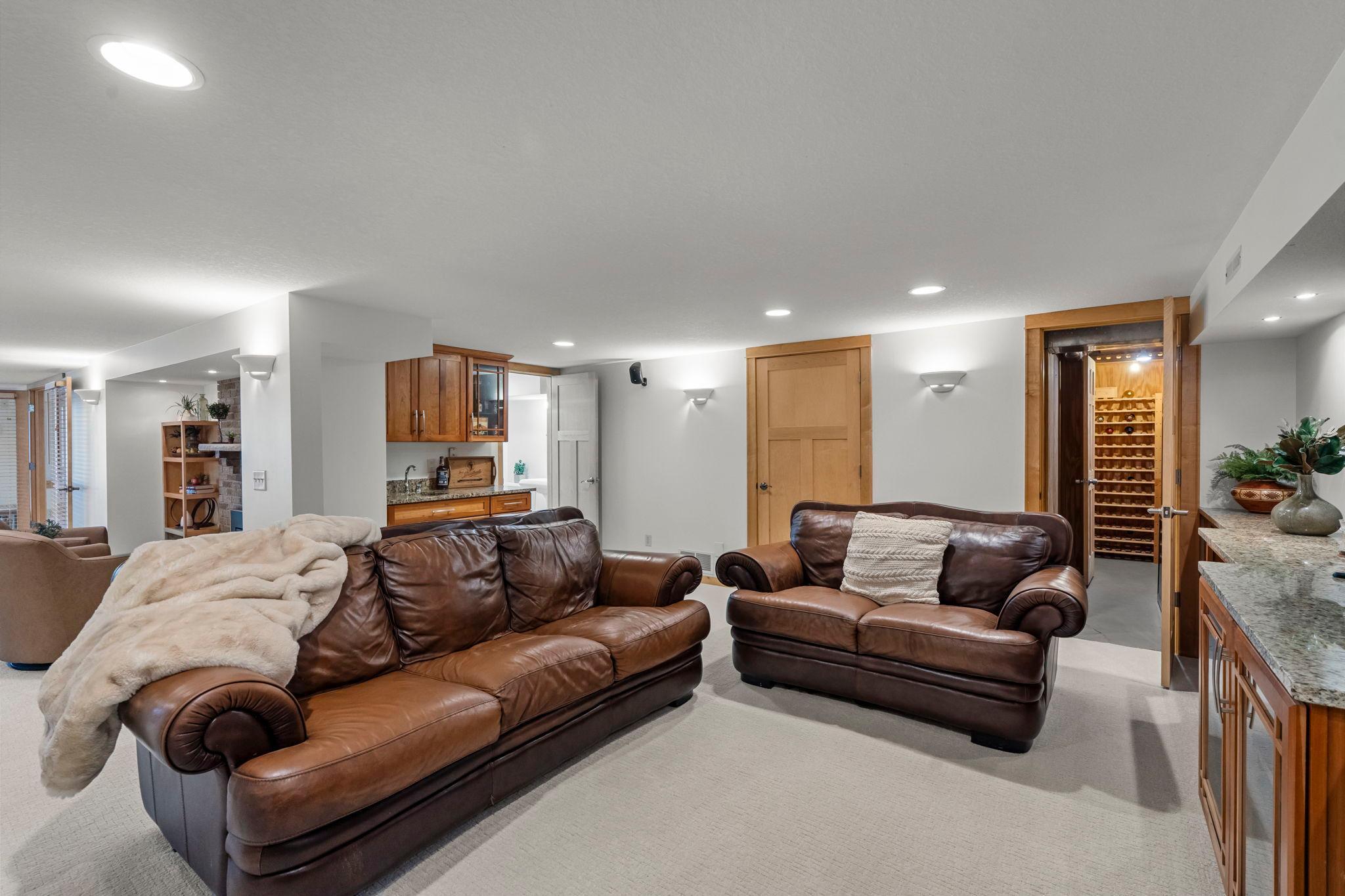 3191 Lake Lane Arden Hills MN 55112