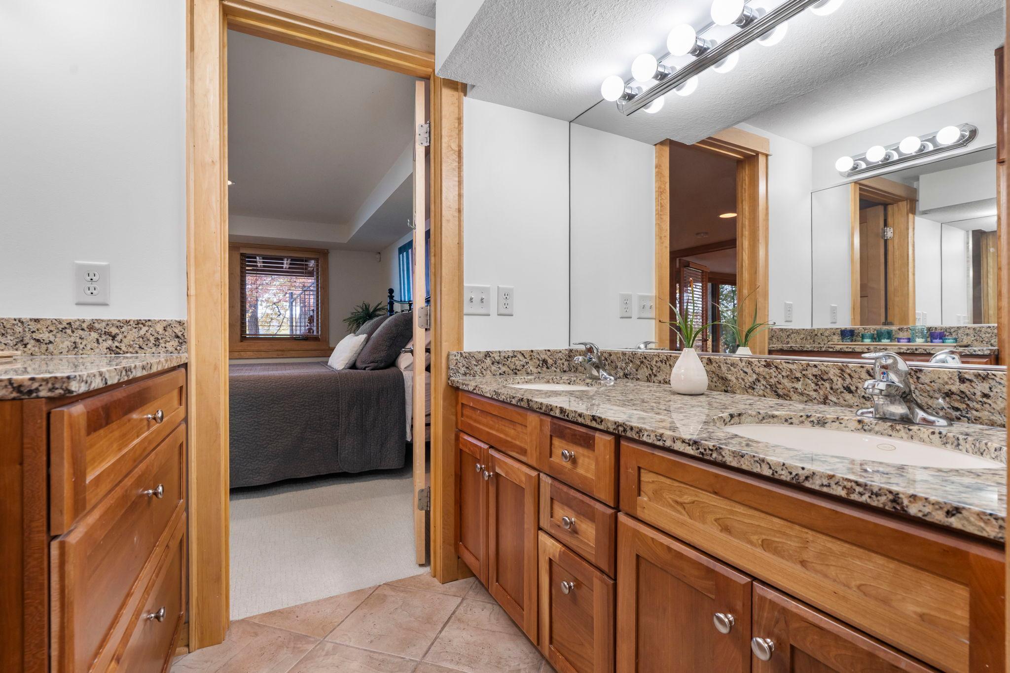 3191 Lake Lane Arden Hills MN 55112