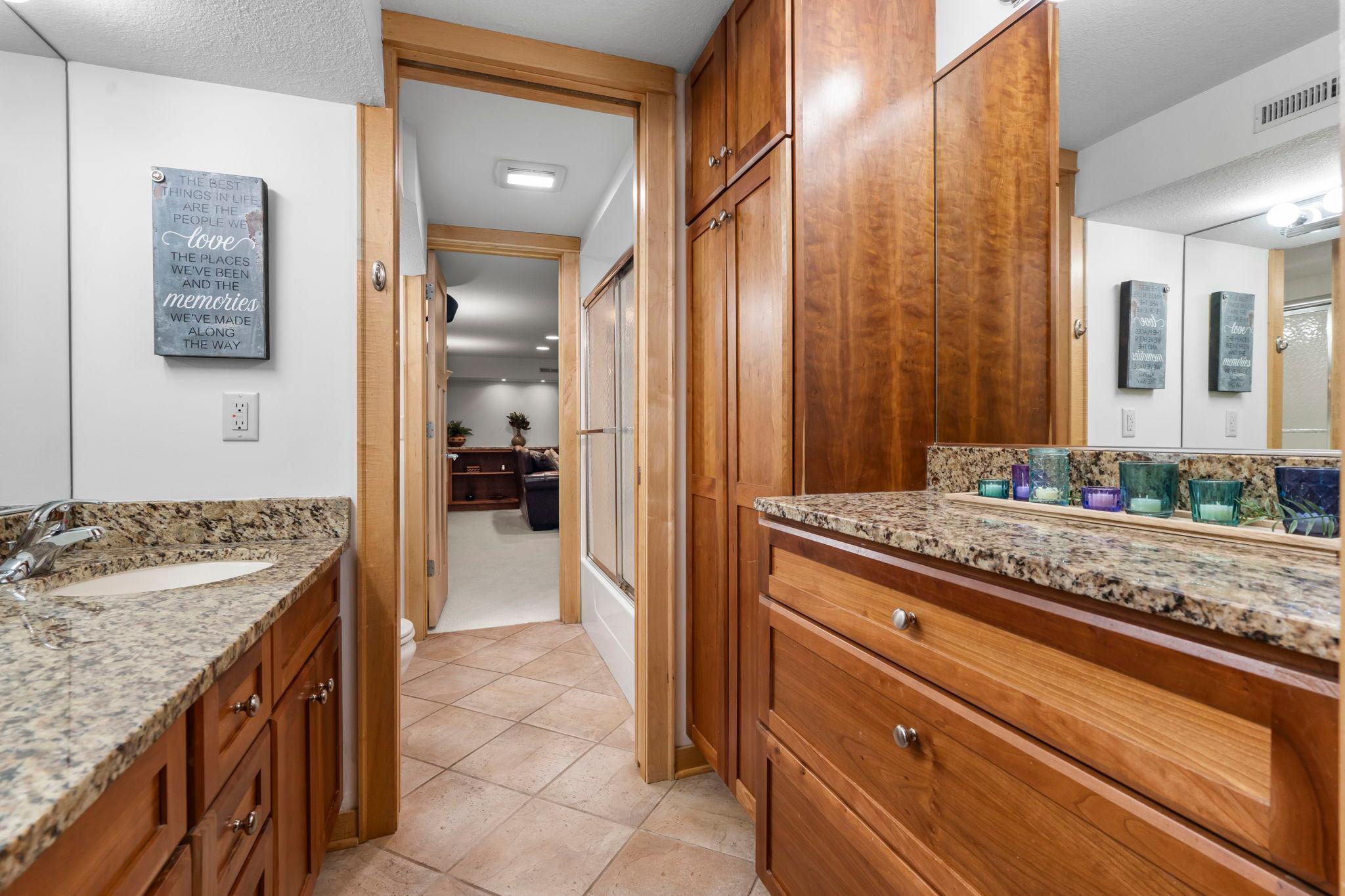 3191 Lake Lane Arden Hills MN 55112