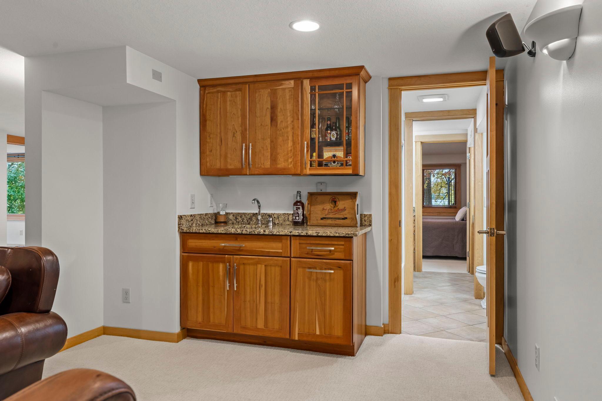 3191 Lake Lane Arden Hills MN 55112