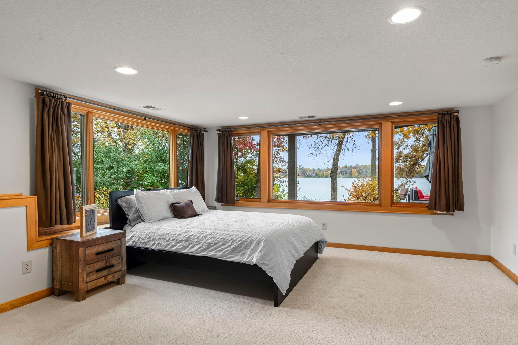 3191 Lake Lane Arden Hills MN 55112