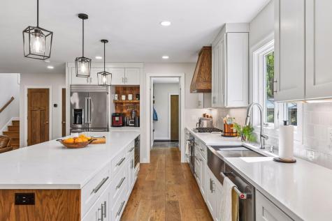 3374 Library Lane Saint Louis Park MN 55426