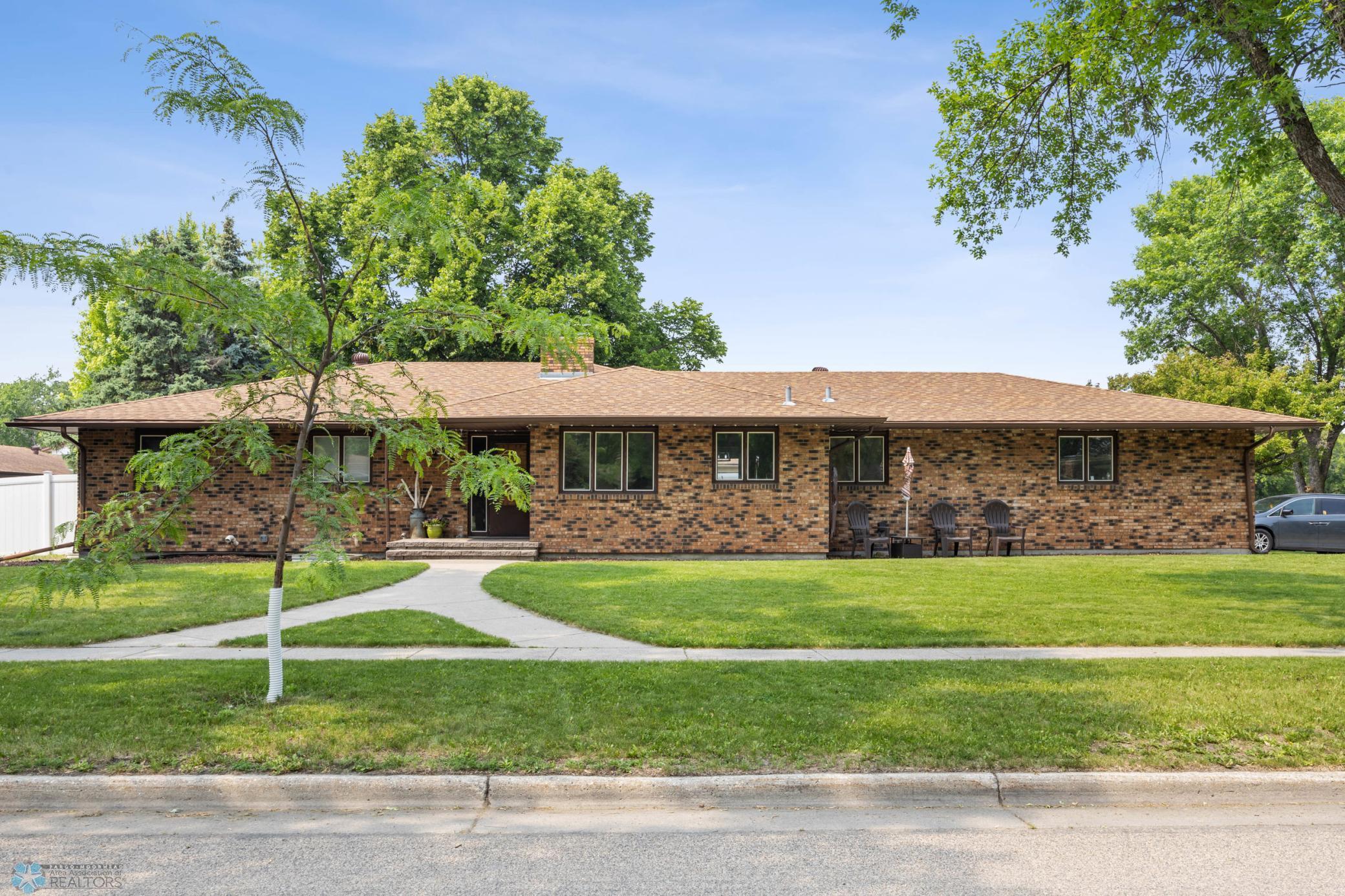 106 37th Avenue S Moorhead MN 56560