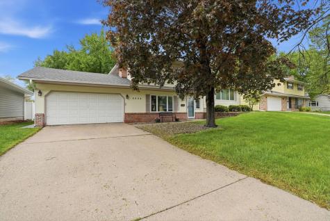 8608 33rd Avenue N New Hope MN 55427