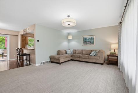 8608 33rd Avenue N New Hope MN 55427
