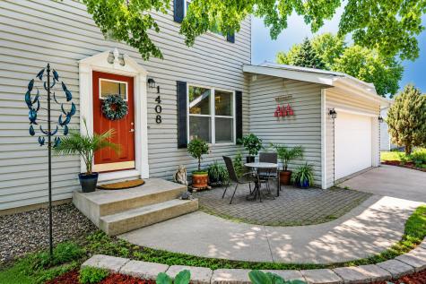 1408 City View Court NE Rochester MN 55906