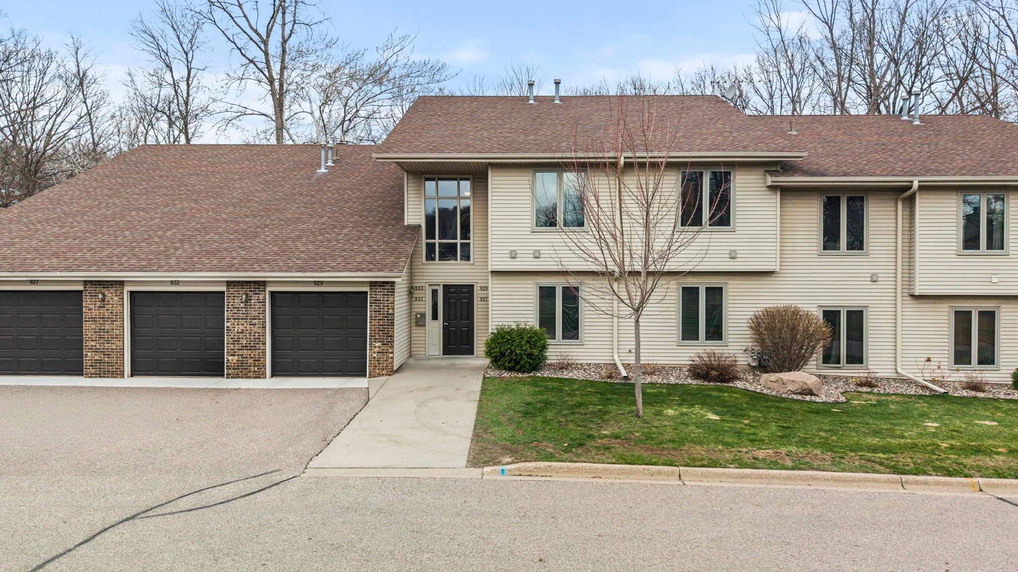 929 Oakwood Heights Circle Eagan MN 55123