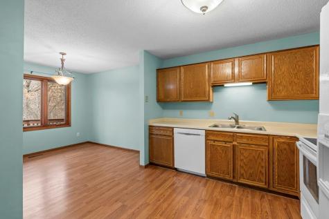 929 Oakwood Heights Circle Eagan MN 55123