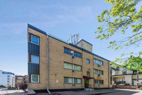 1800 Lasalle Avenue Minneapolis MN 55403