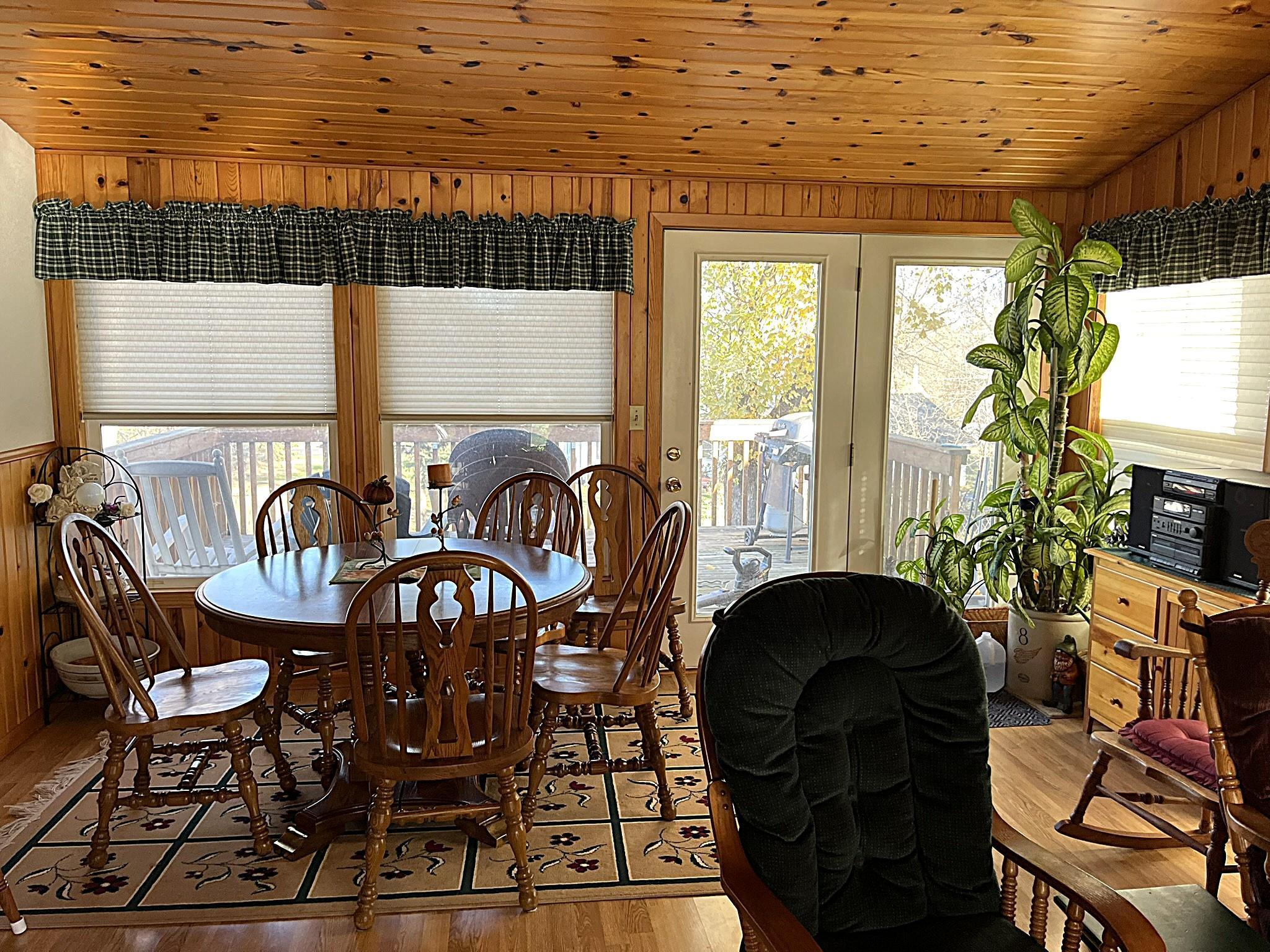 335 E Sorenson Avenue Appleton MN 56208