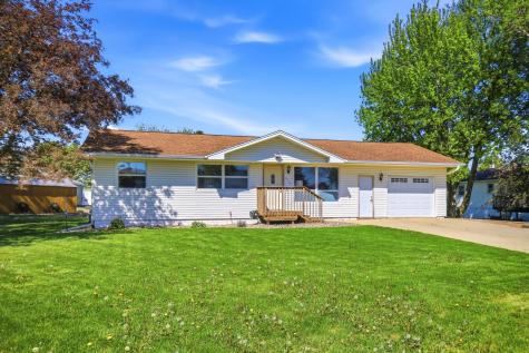 315 Rena Belle Street NW Eyota MN 55934