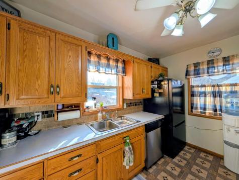 816 N 3rd Street Montevideo MN 56265