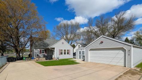 816 N 3rd Street Montevideo MN 56265