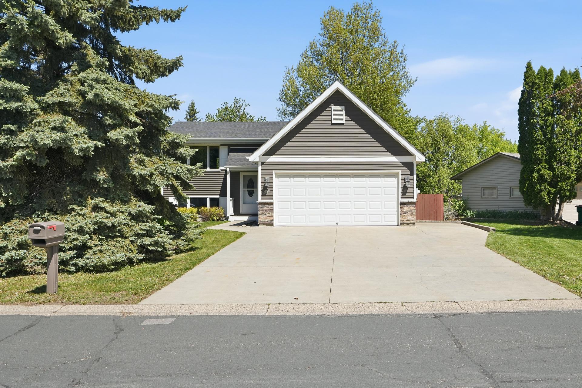 4466 W 131st Street Savage MN 55378