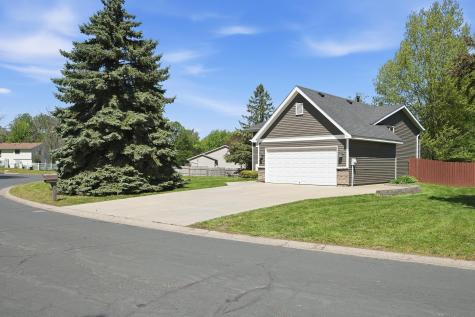 4466 W 131st Street Savage MN 55378