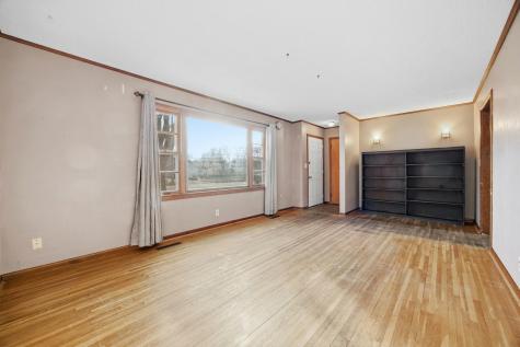 305 19th Avenue N Fargo ND 58102