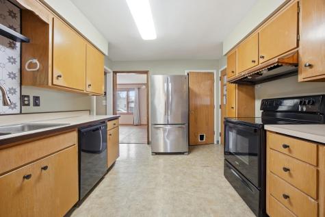 305 19th Avenue N Fargo ND 58102