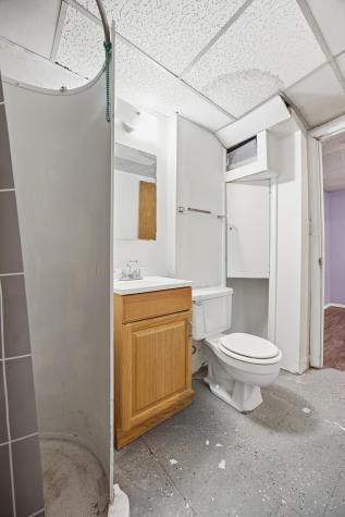 305 19th Avenue N Fargo ND 58102