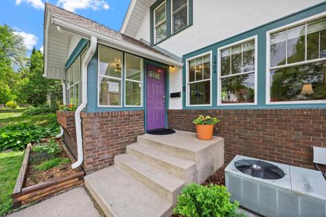 1404 27th Avenue NE Minneapolis MN 55418