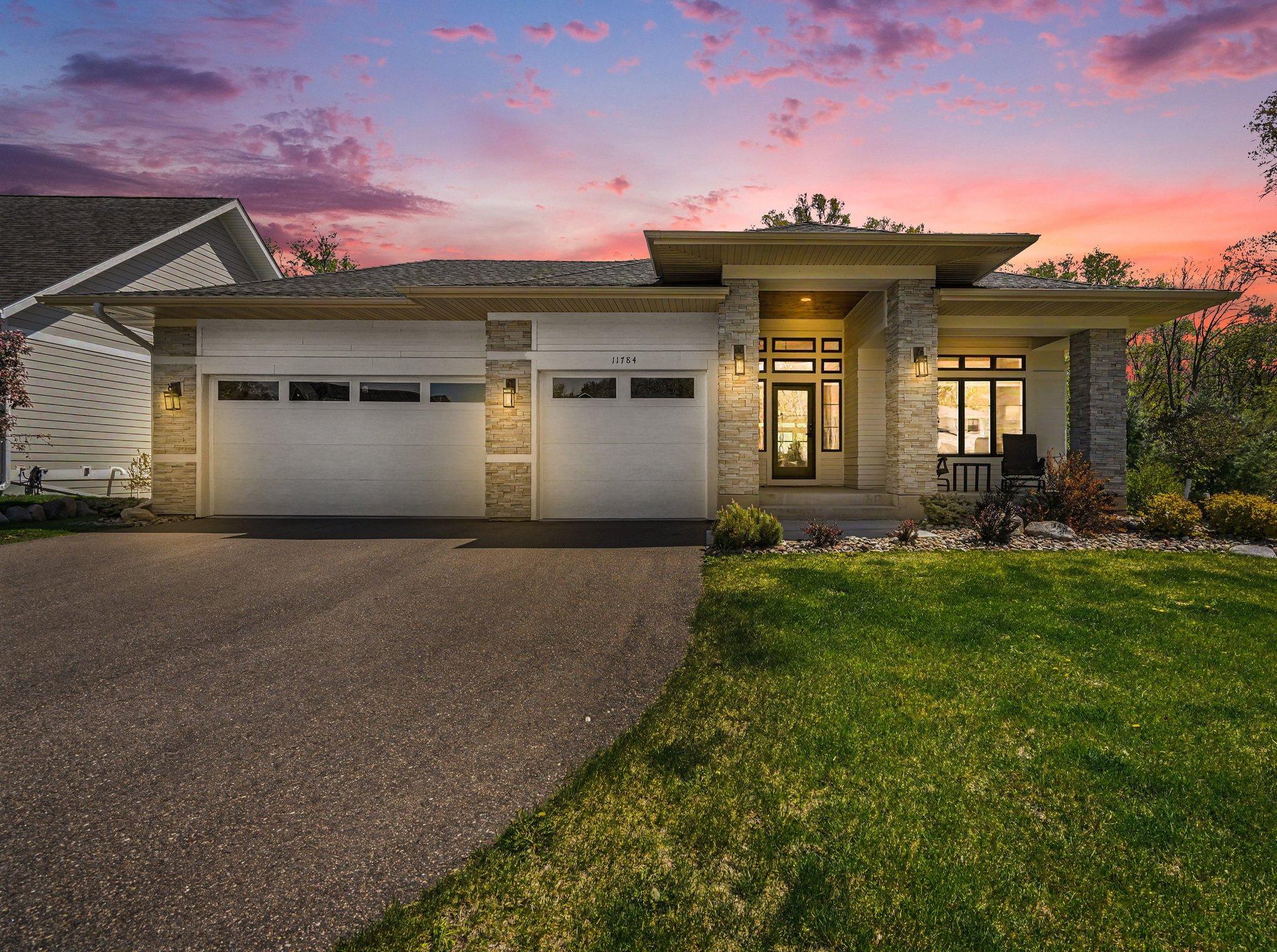11784 Azure Lane Inver Grove Heights MN 55077