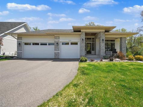 11784 Azure Lane Inver Grove Heights MN 55077