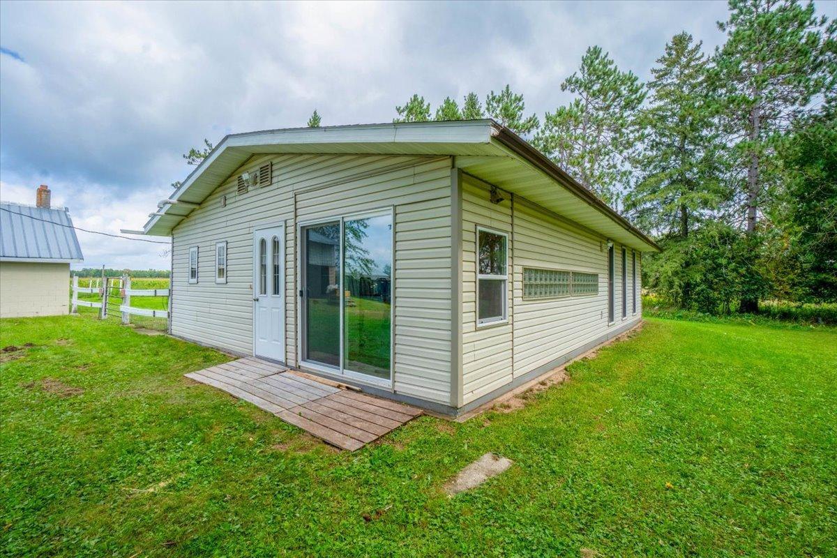 18444 290th Avenue Holcombe WI 54745