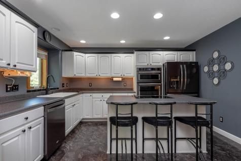 2153 Peregrine Lane North Mankato MN 56003
