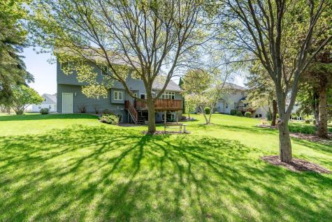 2153 Peregrine Lane North Mankato MN 56003