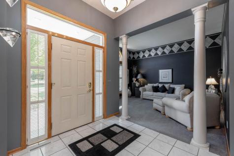 2153 Peregrine Lane North Mankato MN 56003