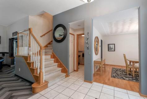 2153 Peregrine Lane North Mankato MN 56003