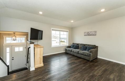 94 5th Avenue SE Kasson MN 55944