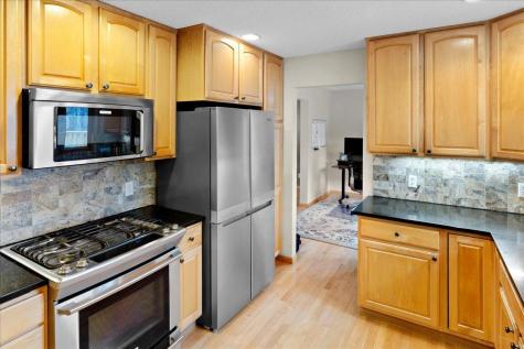 13940 90th Place N Maple Grove MN 55369