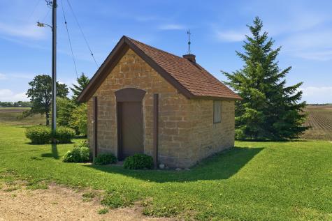 45748 State Highway 111 Nicollet MN 56074