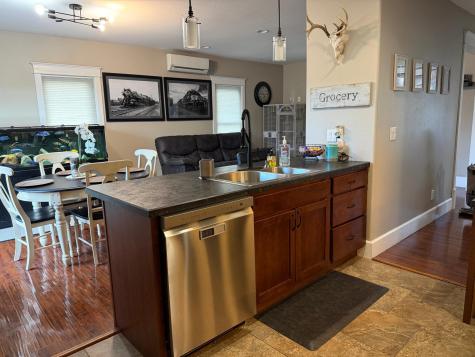 805 Oak Street Lisbon ND 58054