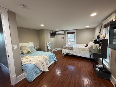 805 Oak Street Lisbon ND 58054