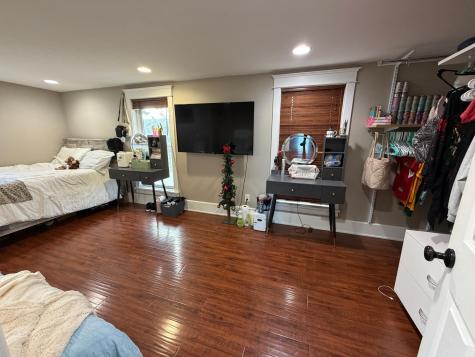 805 Oak Street Lisbon ND 58054